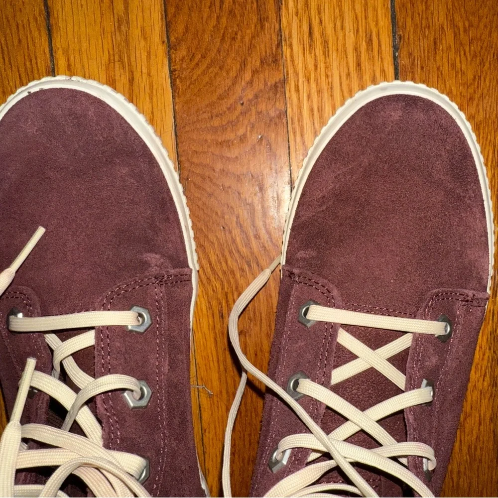 Timberland Waterproof Sneaker Boots Burgundy Women’s 9